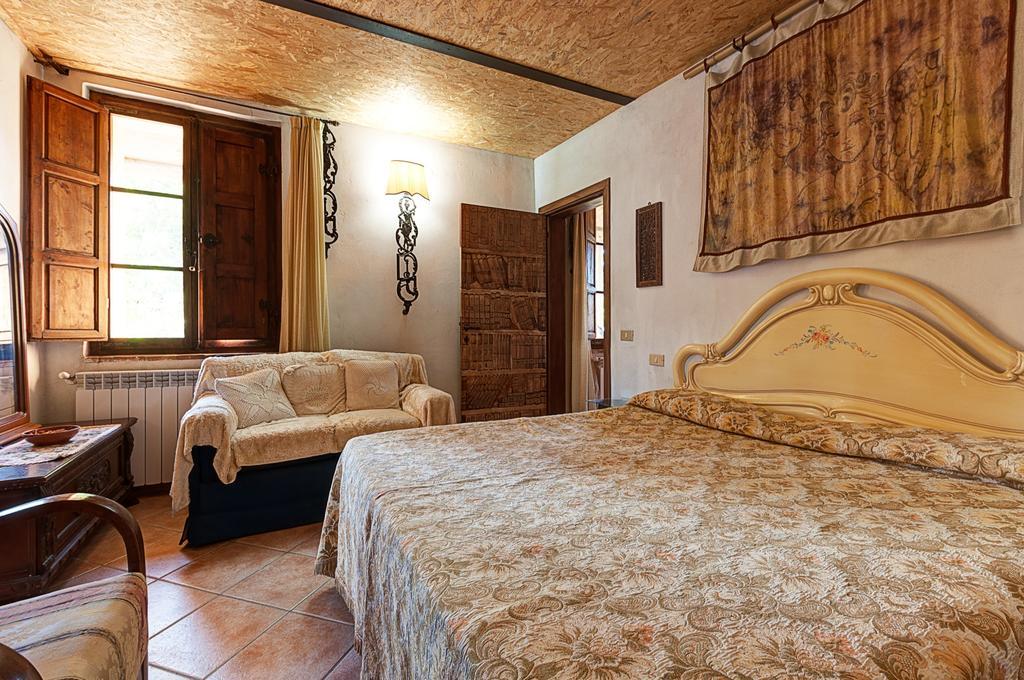 Appartamenti Alcantara E Damasco Abbadia di Montepulciano Room photo
